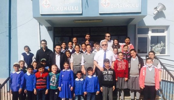 Seyitgazi İlçe Milli Eğitim Müdürü Avcı, Cevizli İlkokulu Ve Ortaokulu Ziyaret Etti