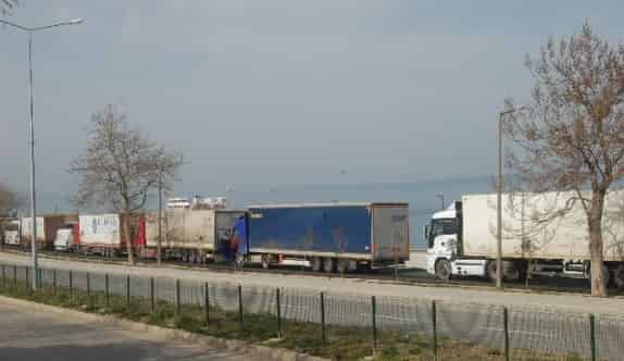 Sis Açıldı, Kuyruk Devam Ediyor