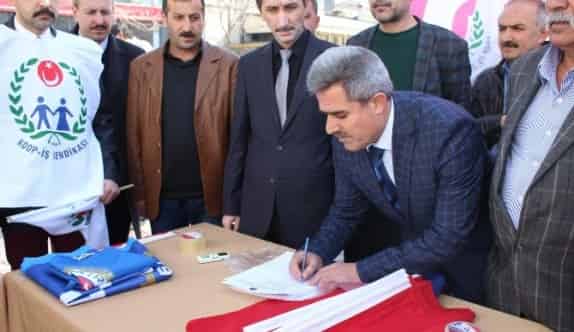 Türk-iş’ten Kiralık İşçi Tasarısına Karşı İmza Kampanyası