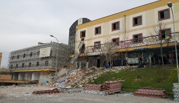 Vali Ali Fidan El Attı Kalıcı İşyerlerinde Büyük Dönüşüm Başladı