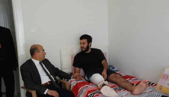 Vali Demirtaş’tan Diyarbakır Sur Gazisine Ziyaret