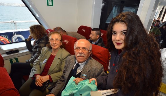 Vapurda kitap kurtlarına sürpriz