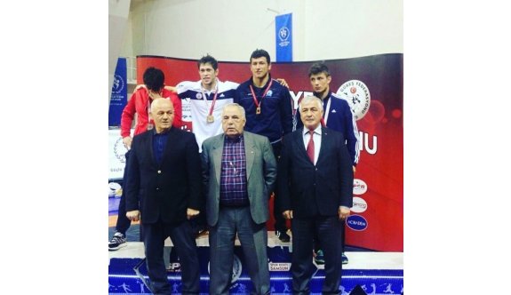 Yıldırımlı Sporcular Madalyaya Doymuyor