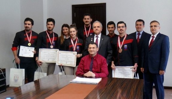 Yılın ‘Aşk Yemeği’ Dünya Üçüncülüğü Getirdi