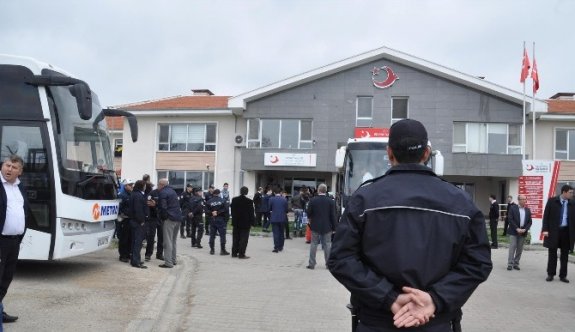 Yunanistan, Göçmenleri Türkiye’ye İade Etmeye Devam Ediyor