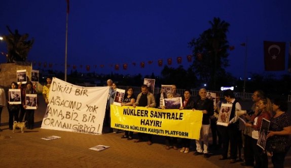 Antalya’da Çevrecilerden Nükleer Eylemi