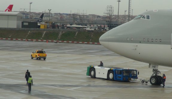 Atatürk Havalimanı’nda kuşlar sirenlerle uzaklaştırılıyor