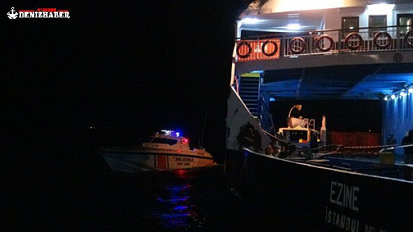 Çanakkale Boğazında Gemi ile Feribot Çapıştı