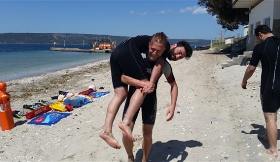 Çanakkale’de Cankurtaran Kursu Düzenlendi