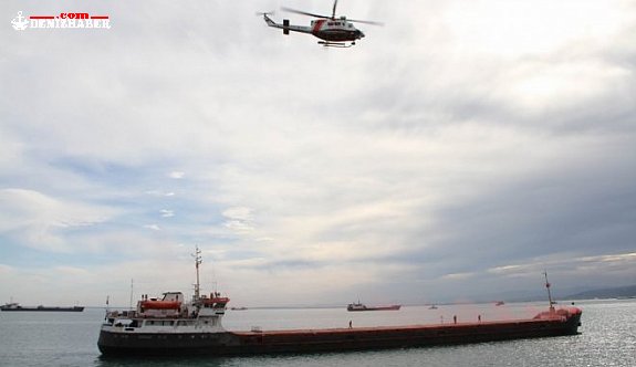 Denizde Müthiş Tatbikat Nefes Kesti