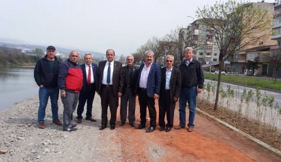 Gülüç Sahilinde Çalışmalar Devam Ediyor