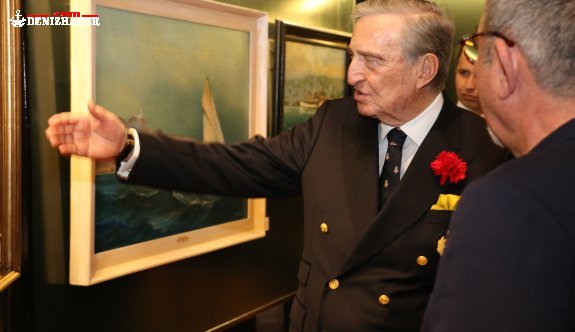 Haslet Soyöz'den "Fenerler" Sergisi Koç Müzesinde