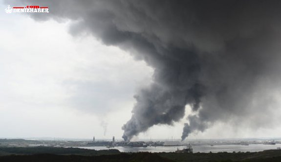 Meksika&#039;da Petrol Tesislerinde Korkunç Patlama