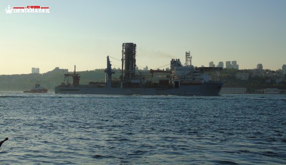 Noble Globetrotter II  Transbos Acenteliğinde İstanbul Boğazından Geçti