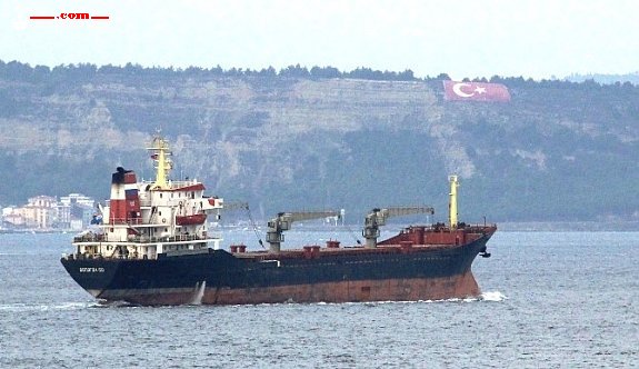 Rus Donanmasına Ait Kargo Gemisi İstanbul Boğazı’ndan Geçti