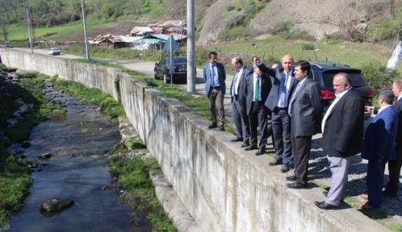 Tekkeköy’de Dereler Islah Ediliyor