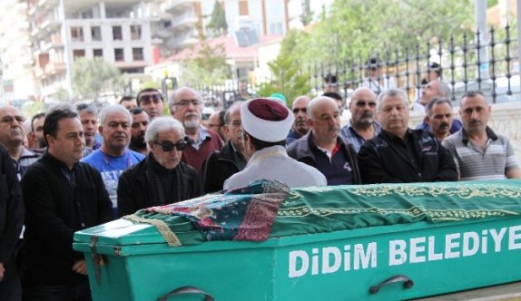 Ünlü Sanatçı Edip Akbayram’ın Acı Günü