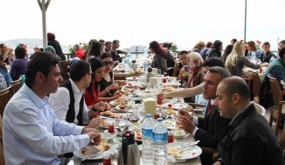 Başkan Altınok Öz Taksicilerle Bir Araya Geldi