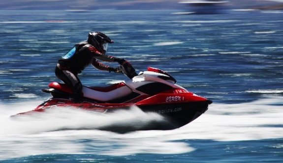 Bodrum’da Su Jetleriyle Kıyasıya Yarıştılar