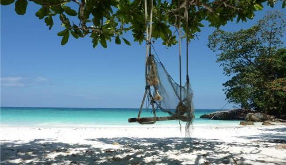 Bu Ada'da Turizm Yasak!