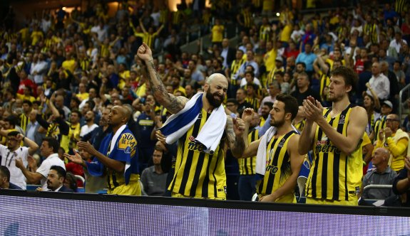 Fenerbahçe: 88 - Laboral Kutxa: 77