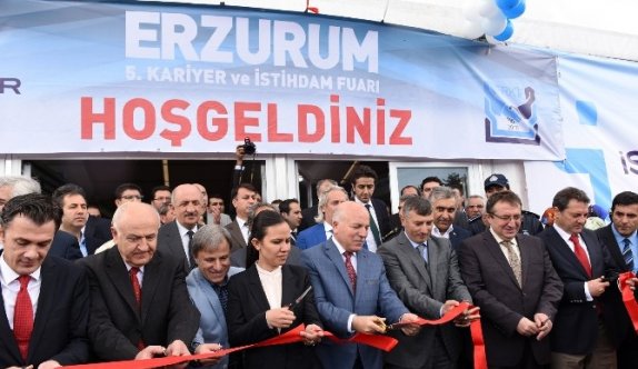 Kariyer Günleri Ve İstihdam Fuarı Açıldı
