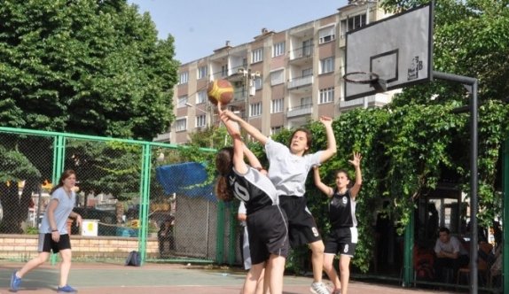 Nazilli’de 19 Mayıs Spor Şenlikleri Başladı