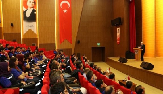 Üniversite Öğrencileri KARDEMİR’de İşbaşı Yaptı