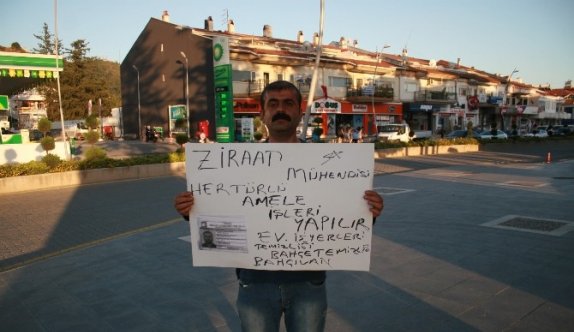 Ziraat Mühendisi, Amele Pazarında Pankartla İş Arıyor