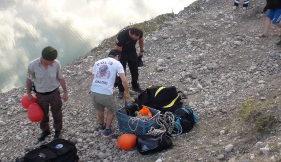 17 Yaşındaki Genç Gölde Boğuldu