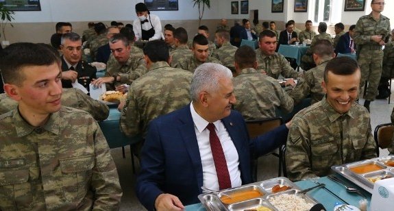 Başbakan Binali Yıldırım Refahiye’de Hemşehrilerine Seslendi: