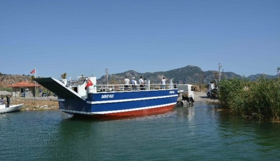 ’’Denizkızı’’ Suya İndi