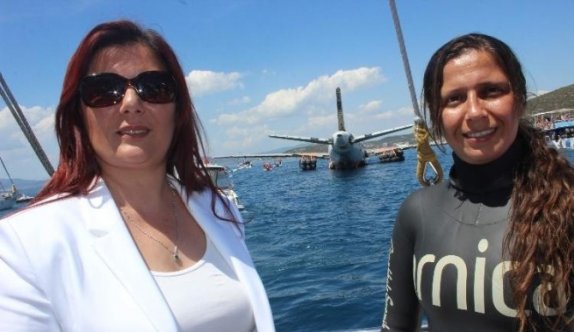 Dev Uçak Deniz Dibinde, İlk Dalışı Şampiyon Yapacak