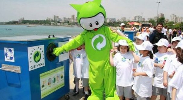 Geri dönüşümü eğlenerek öğrendiler