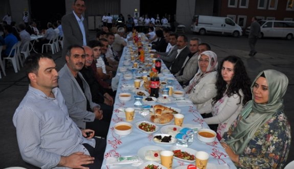 İşçi, patron aynı iftarda buluştu