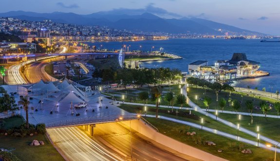 İzmir Körfezi mercek altında