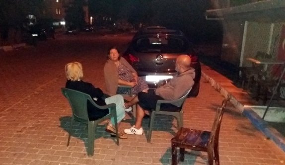 İzmir Sabaha Kadar Sallandı