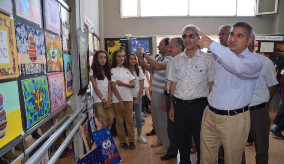 Öğrencilerin Yaptığı Resimler Görücüye Çıktı