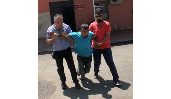 Suçüstü Yakalanan Hırsız Gazetecilere Saldırdı