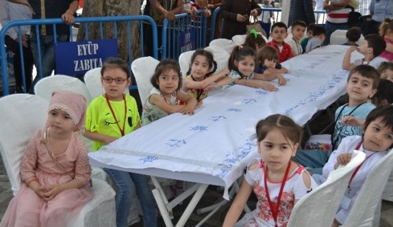 Tekne Orucu Tutan Çocuklar İftarlarını Açtı