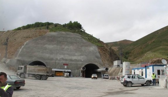 Türkiye’nin En Uzun Üçüncü Tünelinde Çalışmalara Sıkı Takip