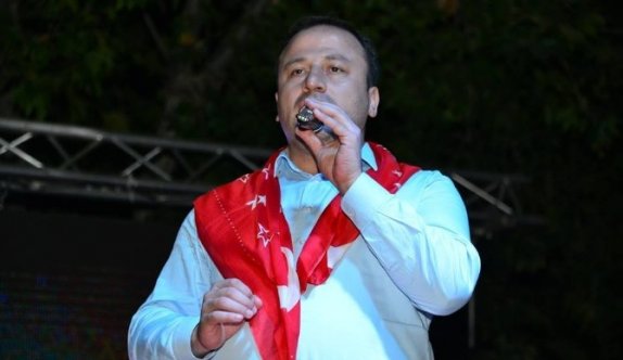 Başkan Yıldırım: "Asker elbisesi giymiş hainlere göğsünü siper eden milletimiz var"