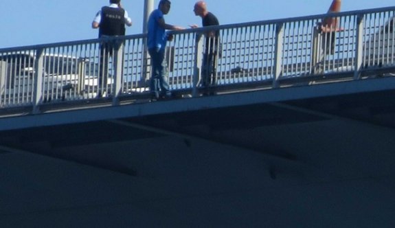 Boğaziçi Köprüsü’nde albay intihar girişiminde bulundu