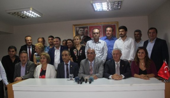 CHP’den bir miting de İzmir’e
