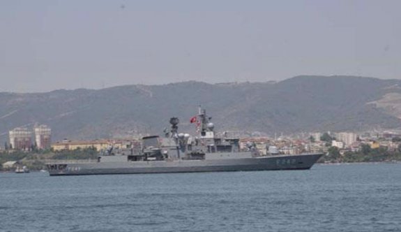 Donanma Komutanı Oramiral Veysel Kösele firkateyn ile üsse döndü