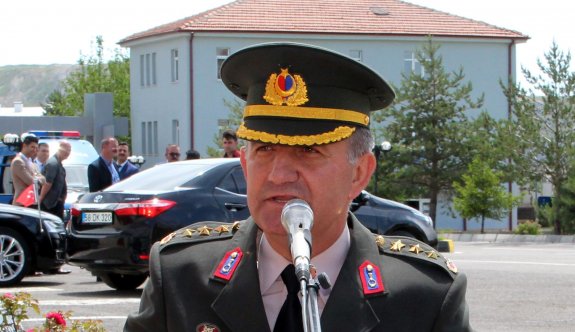 Jandarma Komutanı darbecileri reddetti