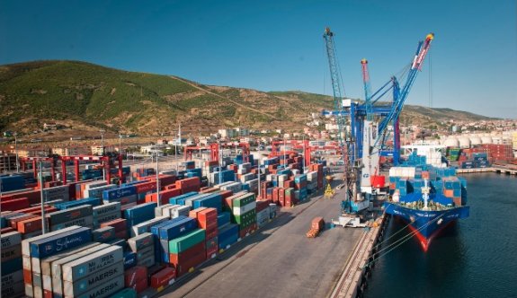 Kocaeli Evyap Limanına gelen bir konteynerde 450 bin paket kaçak sigara ele geçirildi