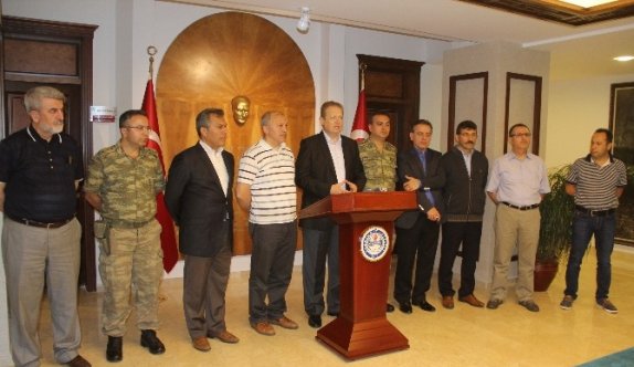 Trabzon Valisi’nden "Trabzon’da sorun yok" açıklaması