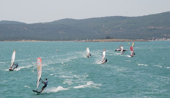Türkiye Windsurf Ligi Heyecanı Dikili&#039;de Esecek