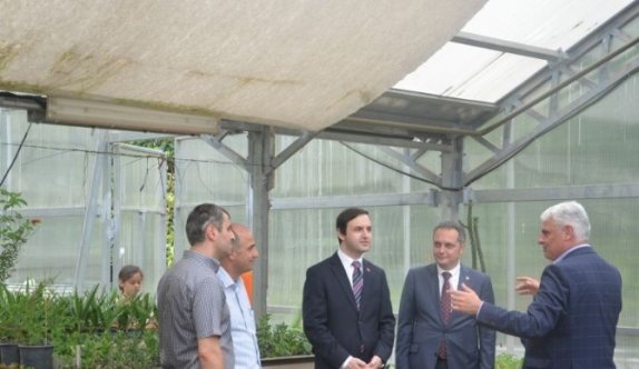 Gürcistan’ın önemli turistik merkezlerinden Batum Botanik Bahçesi’ne ekipman ve ilaç desteği